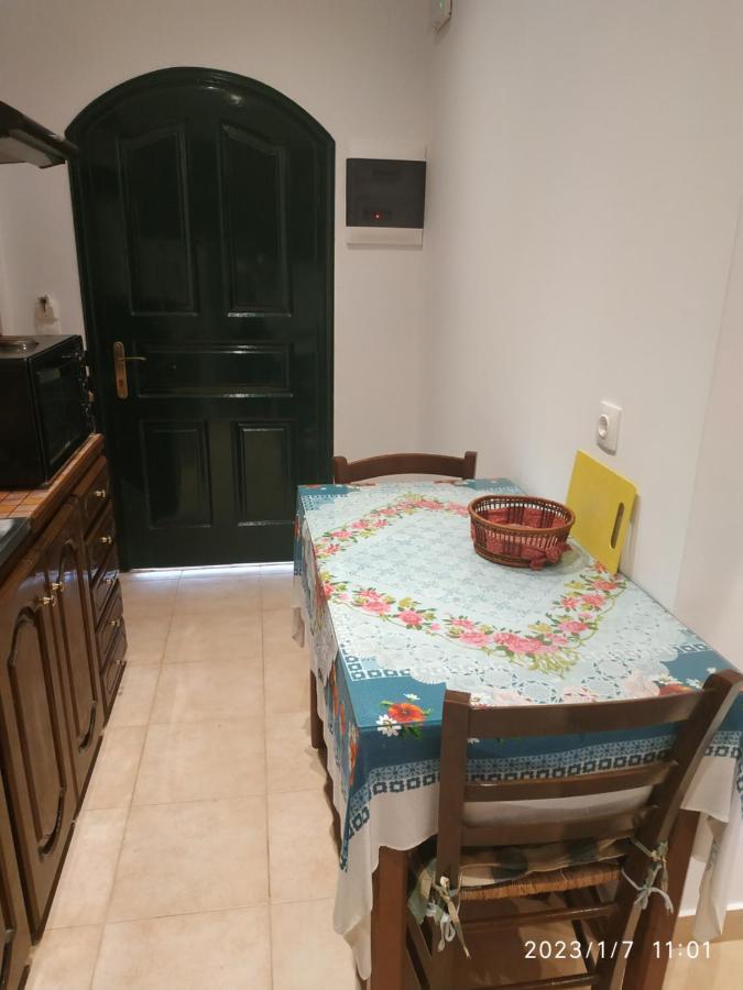 Gerekos Studios And Apartments Agios Georgios  Exteriér fotografie